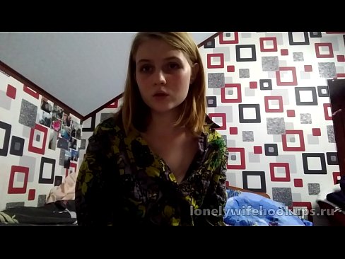 ❤️ Xwendekarê ciwan blonde ji Rûsyayê ji dîkên mezintir hez dike. ☑ Vîdyoyê porno li me ❌️